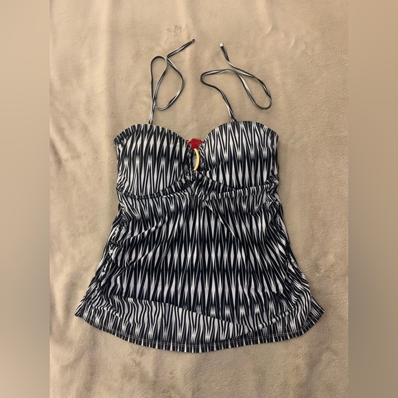 SPANX Zigzag Loop Tankini Swim Top size 16 - Picture 2 of 8